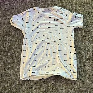 Boys Nike shirt.